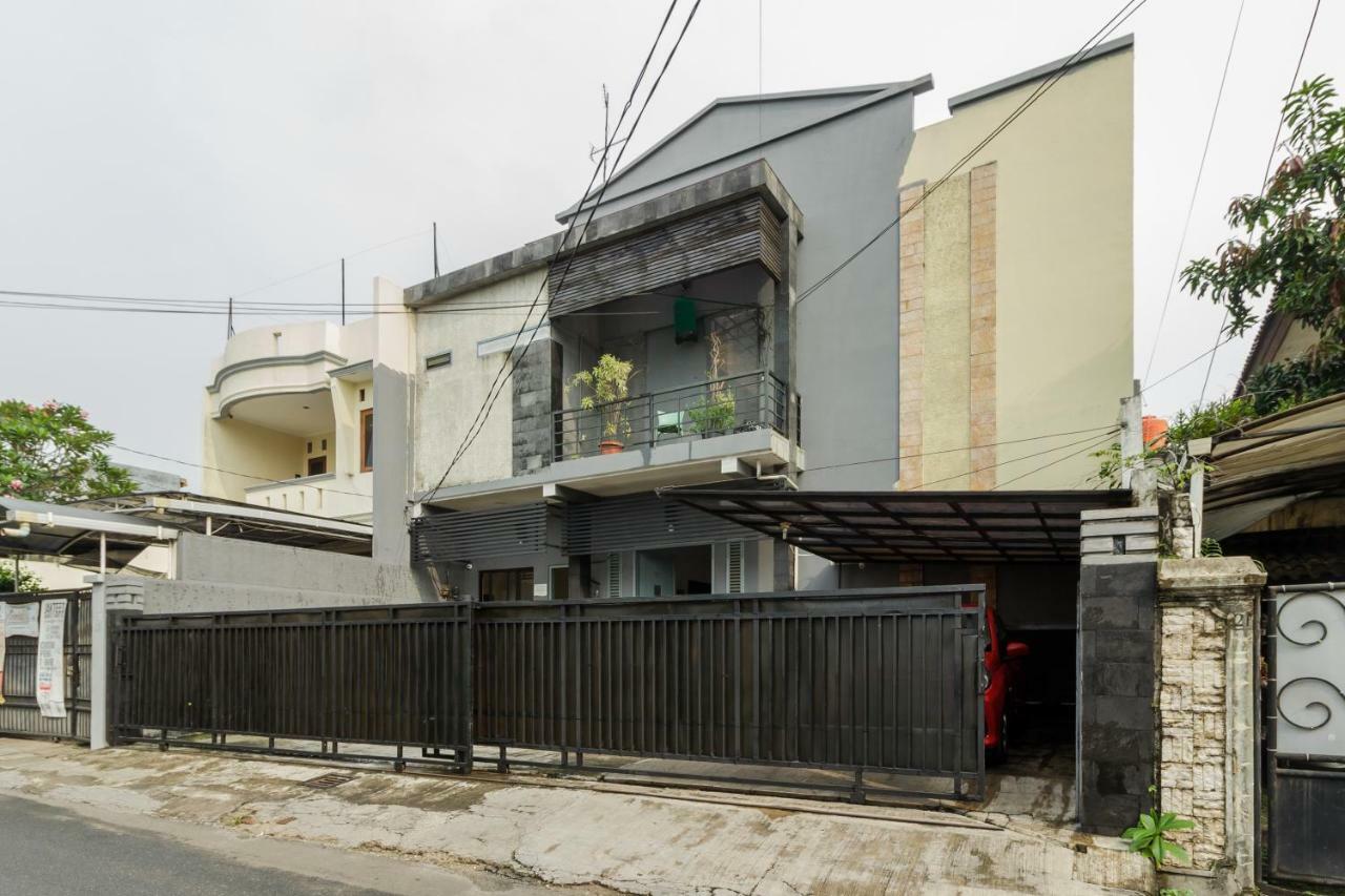 Reddoorz Syariah Near Pondok Indah Mall 3 Джакарта Екстериор снимка