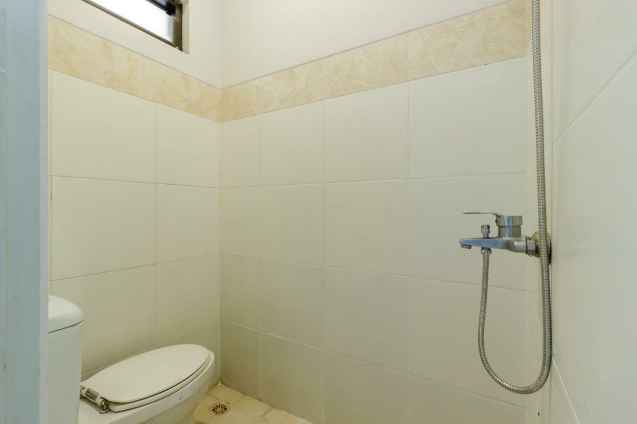 Reddoorz Syariah Near Pondok Indah Mall 3 Джакарта Екстериор снимка
